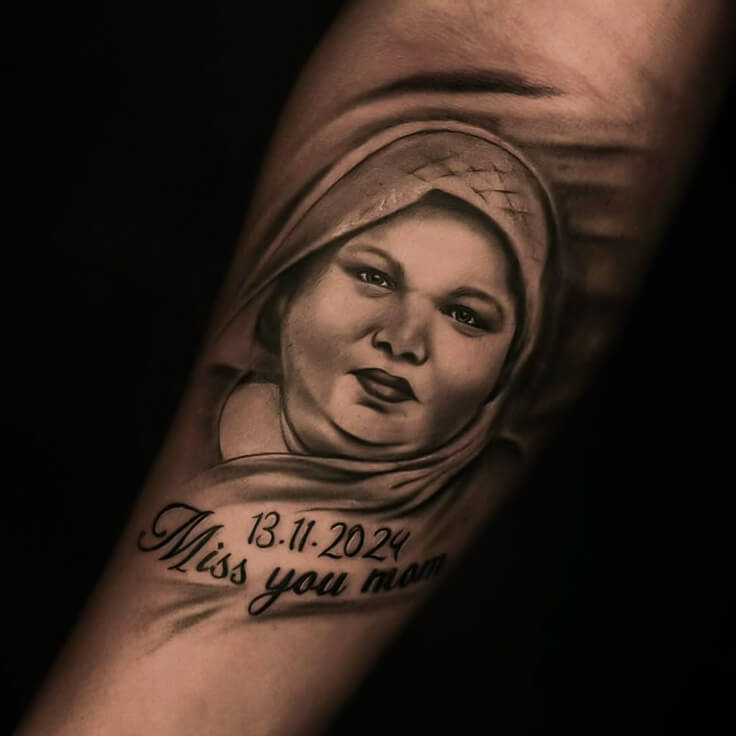 Mother memorial portrait tattoo by Ajit
